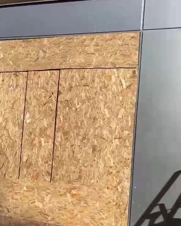 Démarches et assurance après une vitrine cassée à Lyon